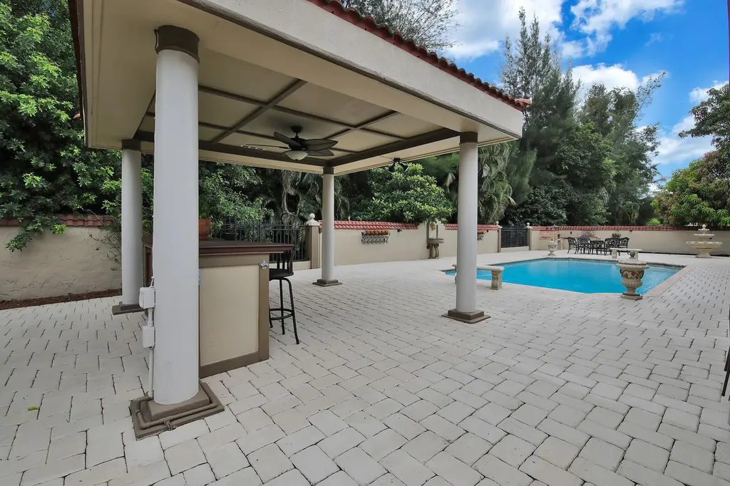 9441 Old Pine Road Boca Raton FL 33428