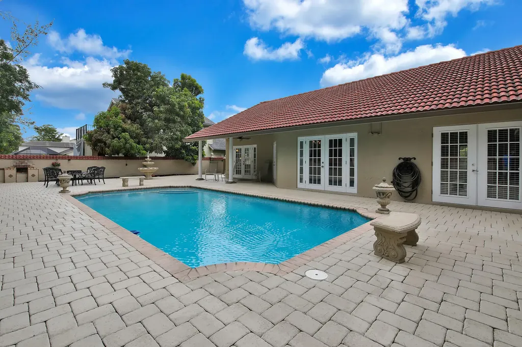 9441 Old Pine Road Boca Raton FL 33428