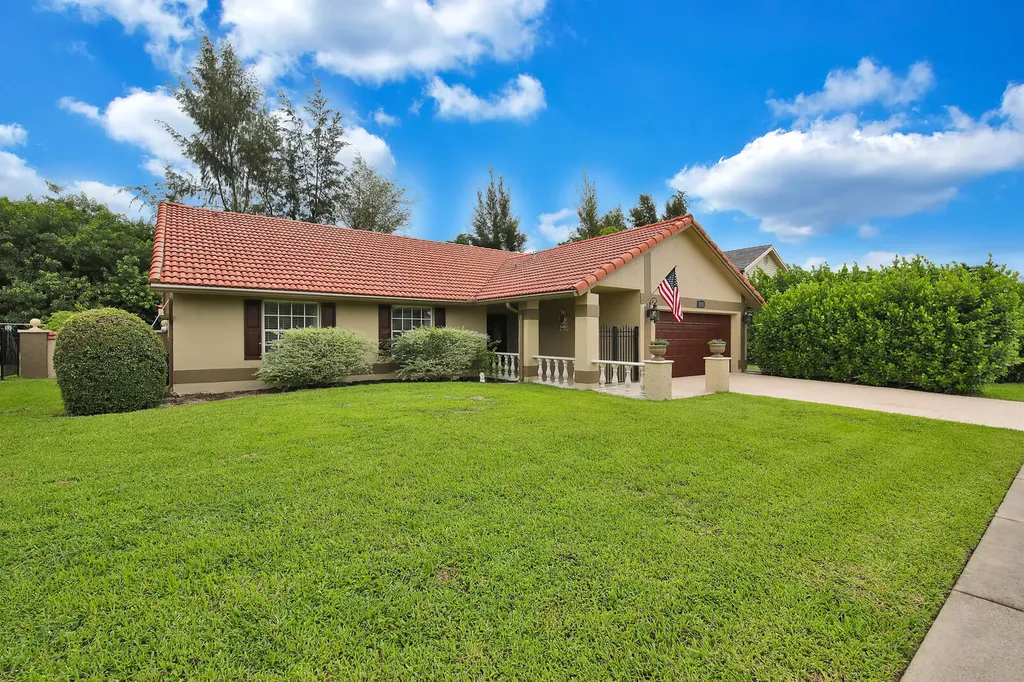 9441 Old Pine Road Boca Raton FL 33428