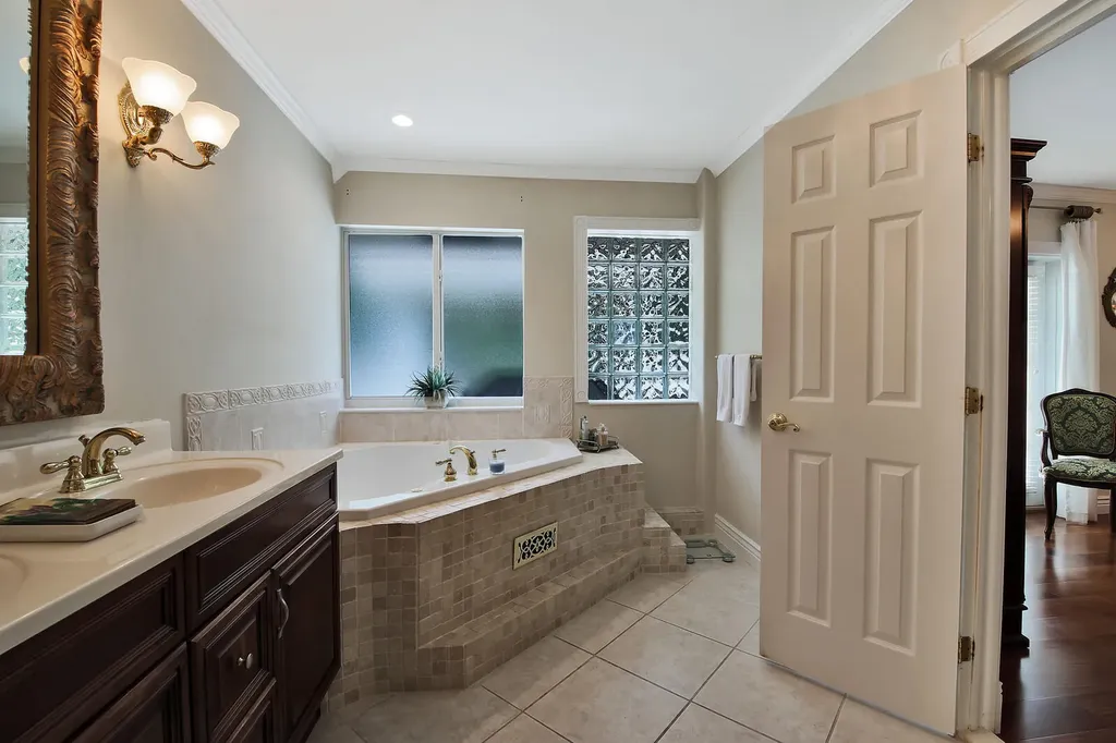 9441 Old Pine Road Boca Raton FL 33428