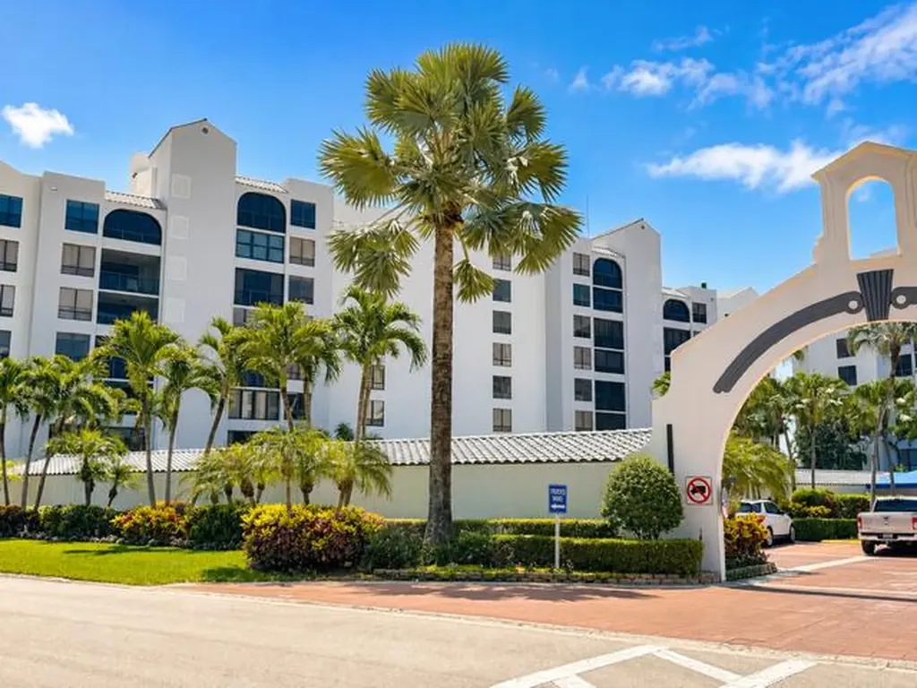 7170 Promenade Drive Boca Raton FL 33433