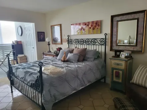 3590 Via Poinciana Lake Worth FL 33467