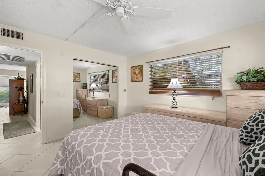 265 Newport R Drive Deerfield Beach FL 33442
