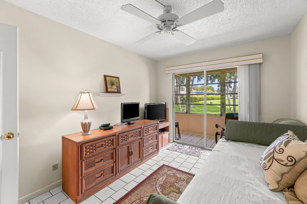 265 Newport R Drive Deerfield Beach FL 33442
