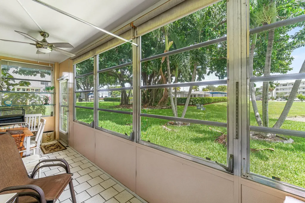 265 Newport R Drive Deerfield Beach FL 33442