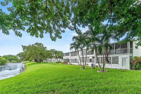 265 Newport R Drive Deerfield Beach FL 33442