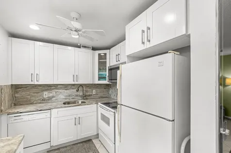 265 Newport R Drive Deerfield Beach FL 33442
