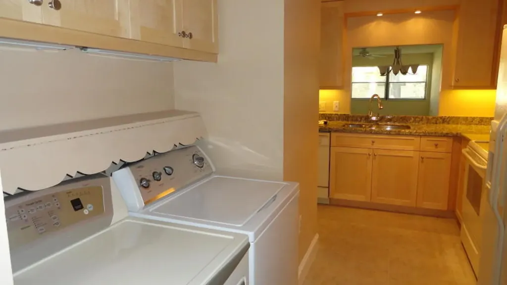 2018 SW 29th Court Delray Beach FL 33445
