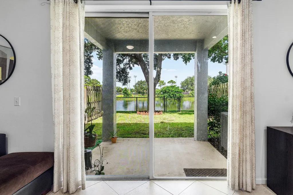 7874 Sienna Springs Drive Lake Worth FL 33463