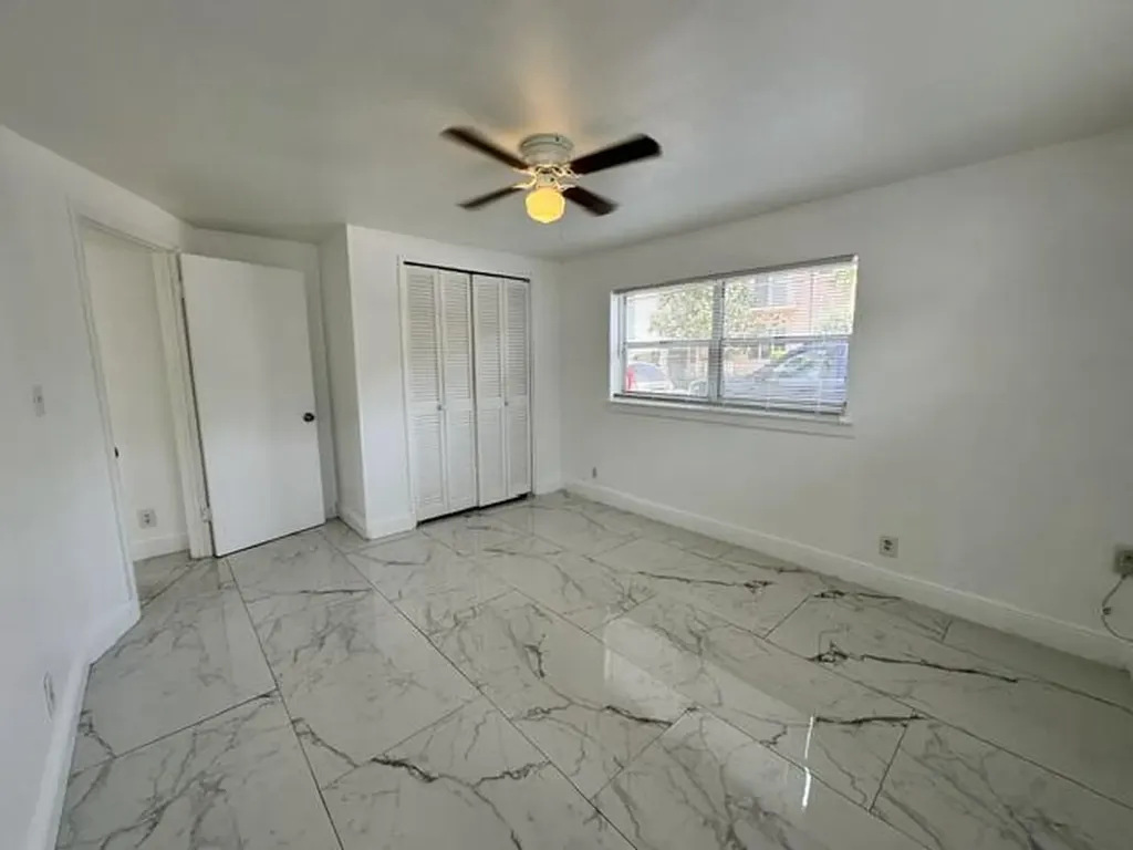 844 NE 17th Way Fort Lauderdale FL 33304