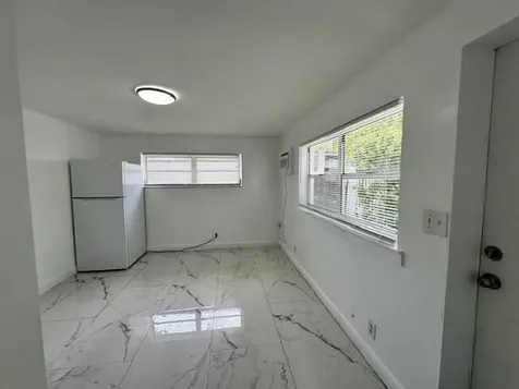 844 NE 17th Way Fort Lauderdale FL 33304
