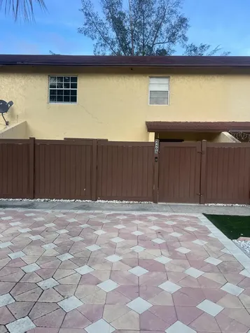 4408 NW 3rd Terrace Deerfield Beach FL 33064