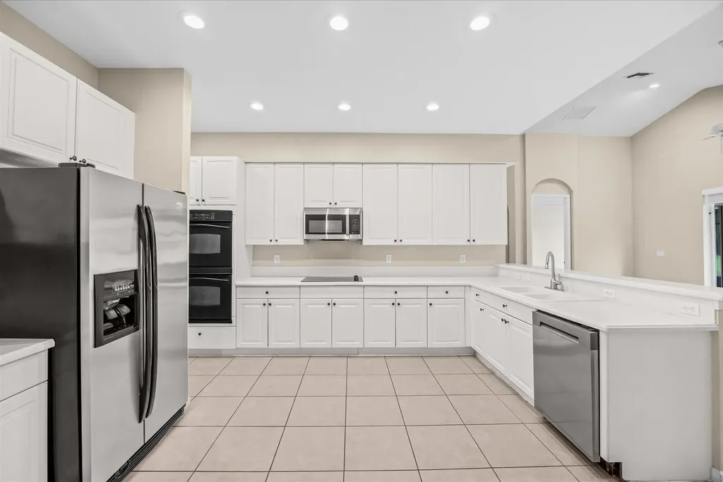 2166 SW Newport Isle Boulevard Port St Lucie FL 34953