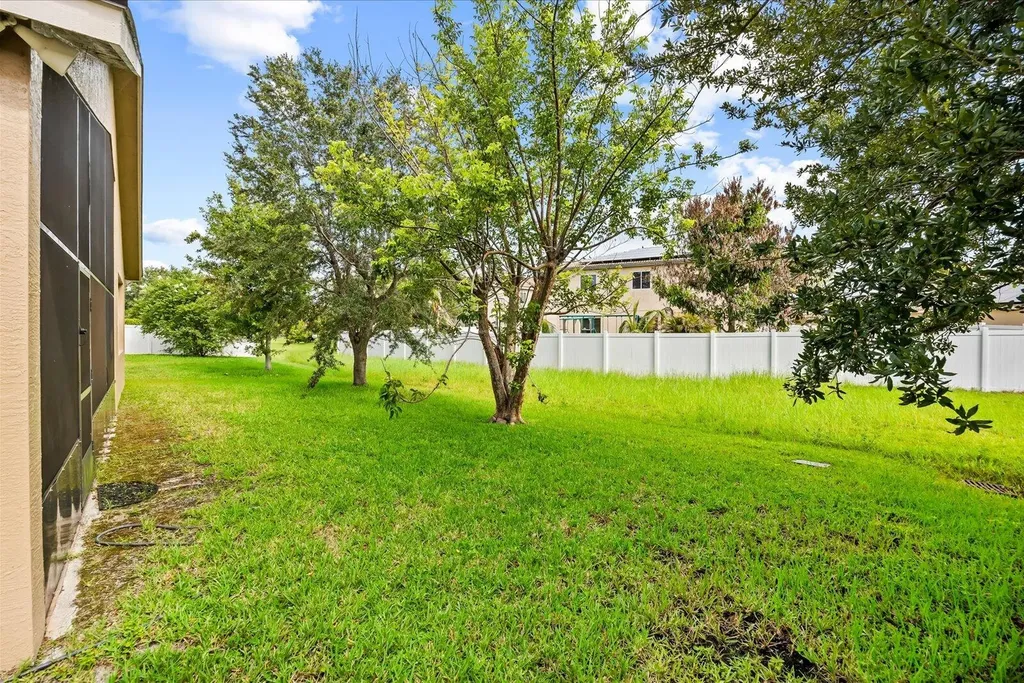 2166 SW Newport Isle Boulevard Port St Lucie FL 34953