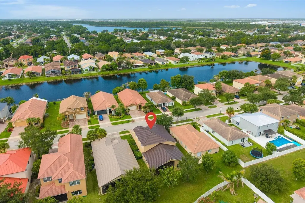 2166 SW Newport Isle Boulevard Port St Lucie FL 34953
