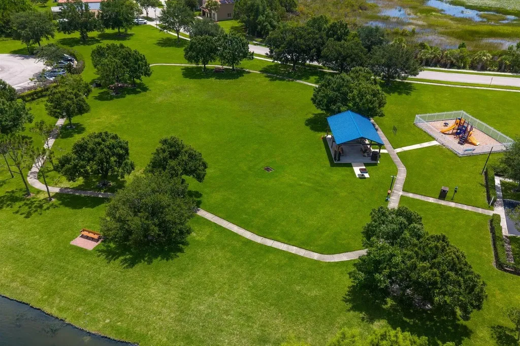 2166 SW Newport Isle Boulevard Port St Lucie FL 34953