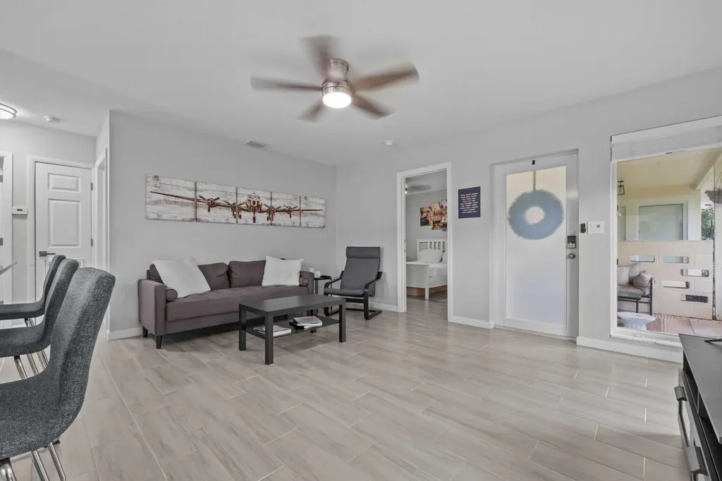 1007 NE 9th Court Pompano Beach FL 33060