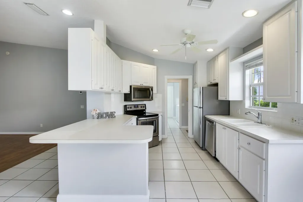 10870 SW Dardanelle Drive Port St Lucie FL 34987