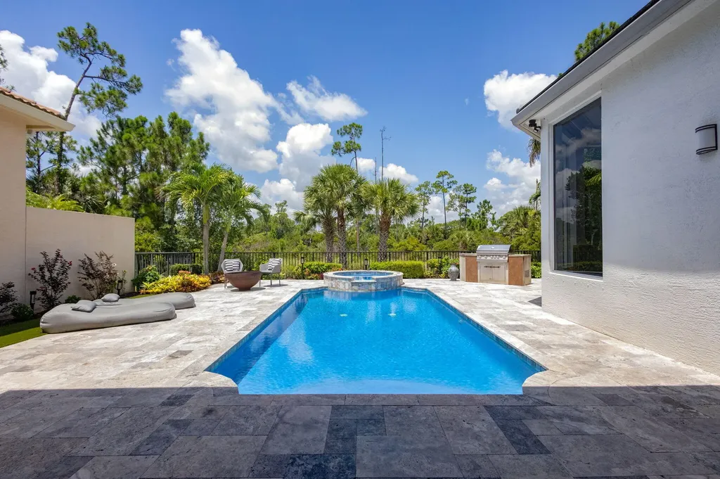 142 Porto Vecchio Way Palm Beach Gardens FL 33418