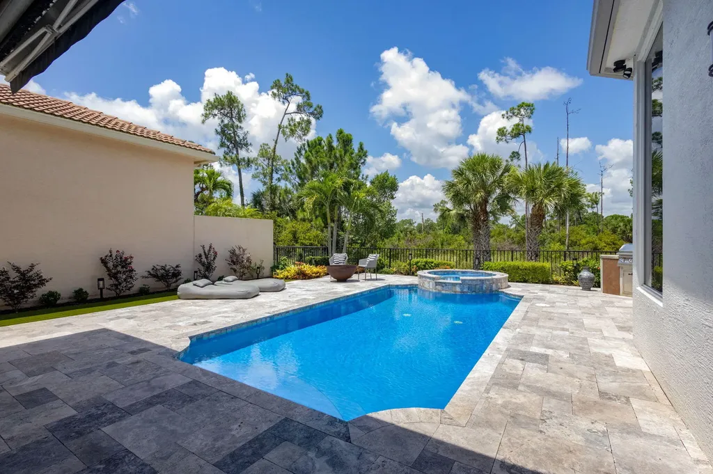 142 Porto Vecchio Way Palm Beach Gardens FL 33418