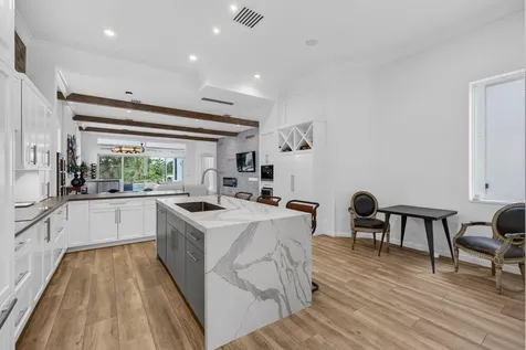 142 Porto Vecchio Way Palm Beach Gardens FL 33418