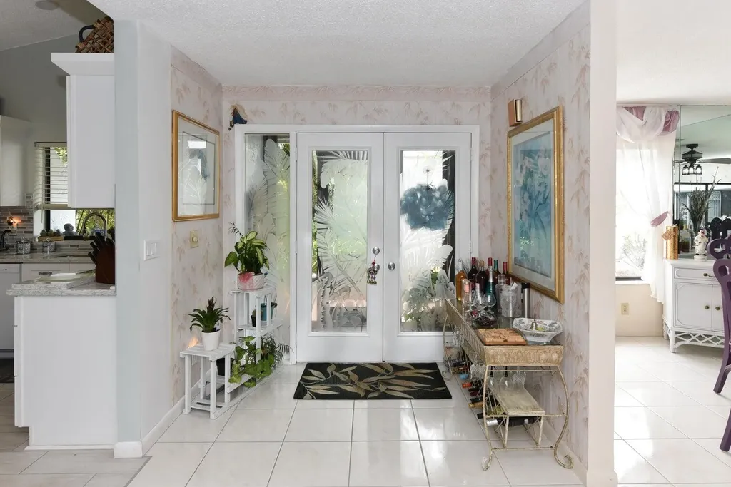 5518 Ainsley Court Boynton Beach FL 33437