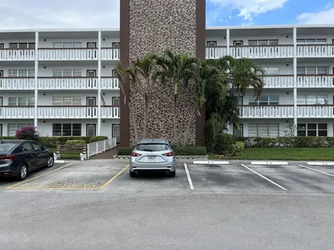 4053 Harwood E Deerfield Beach FL 33442