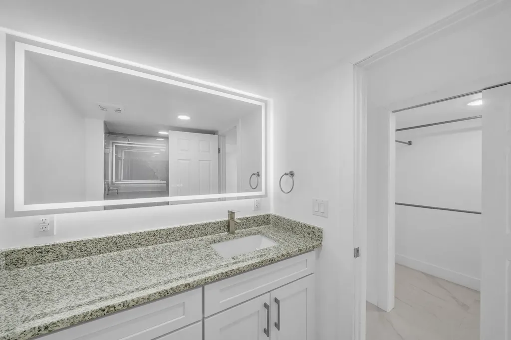 9880 Marina Boulevard Boca Raton FL 33428