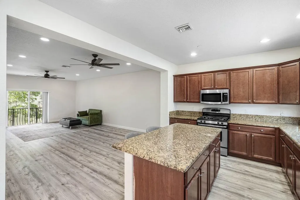 48 NW Hawthorne Place Boca Raton FL 33432