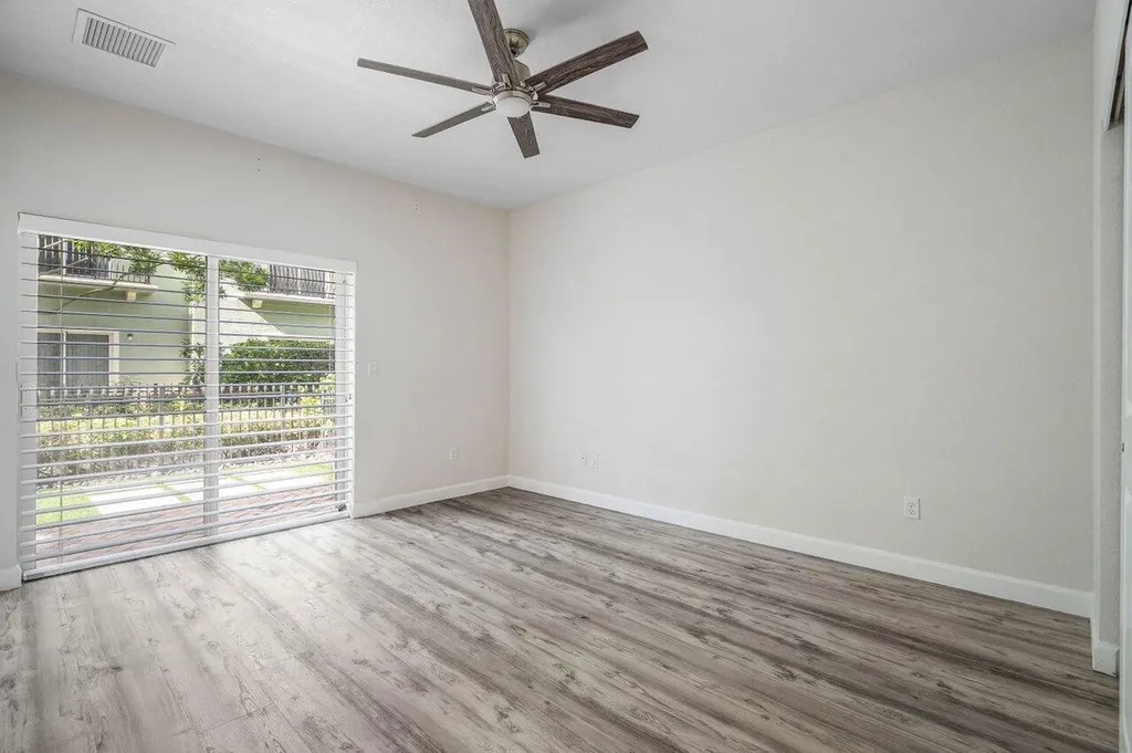 48 NW Hawthorne Place Boca Raton FL 33432