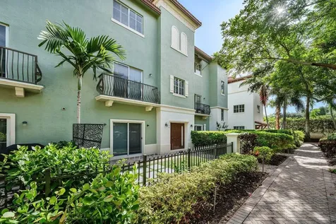 48 NW Hawthorne Place Boca Raton FL 33432