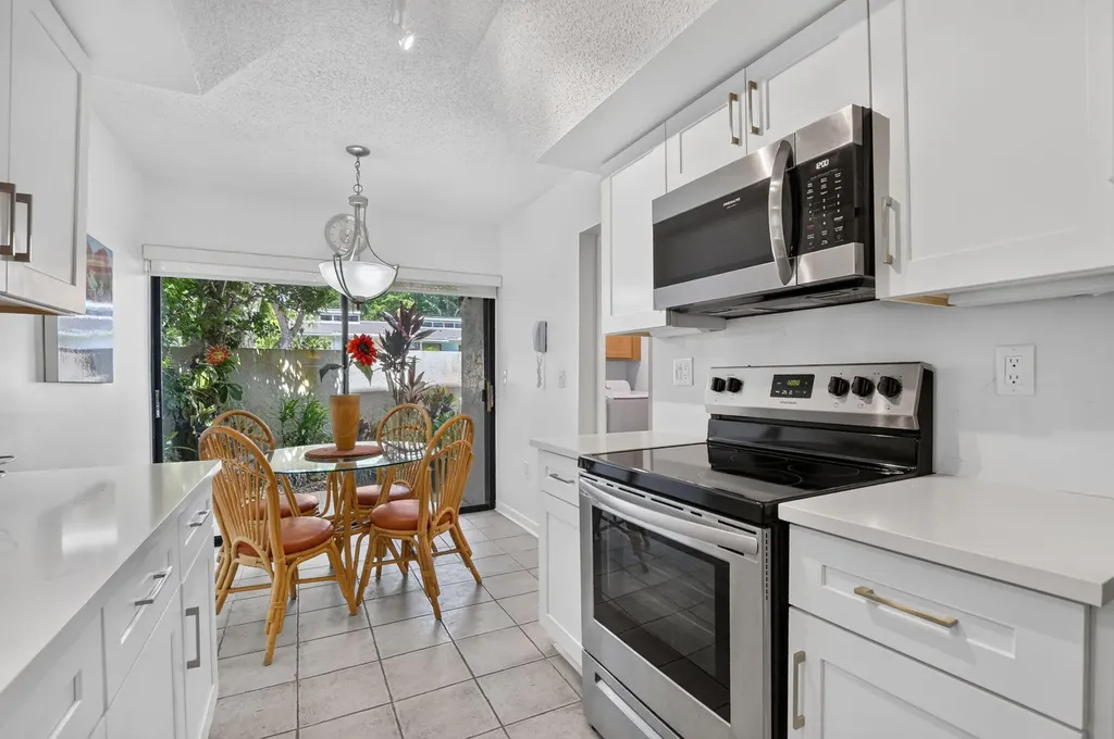 6852 Willow Wood Drive Boca Raton FL 33434