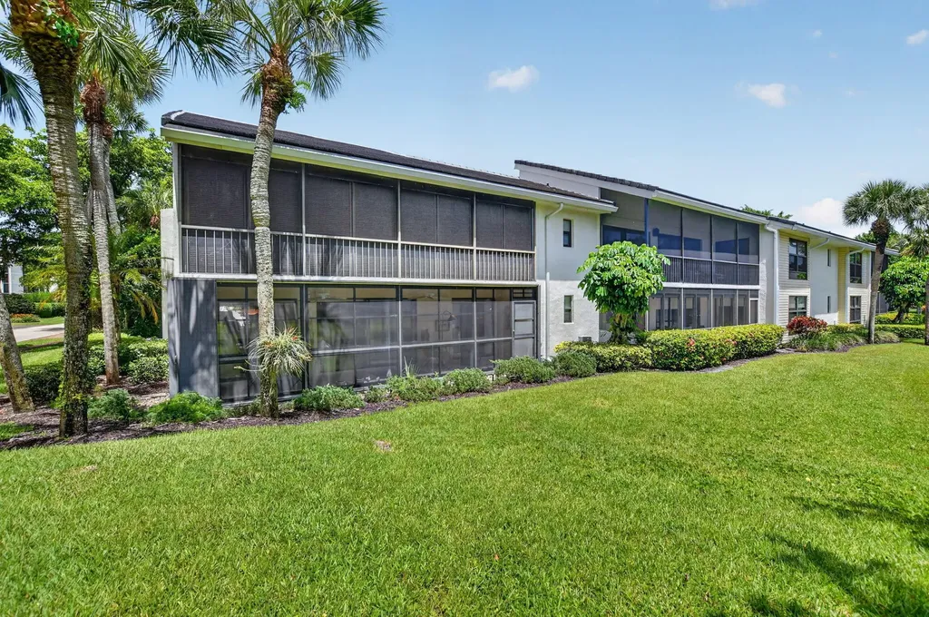 6852 Willow Wood Drive Boca Raton FL 33434