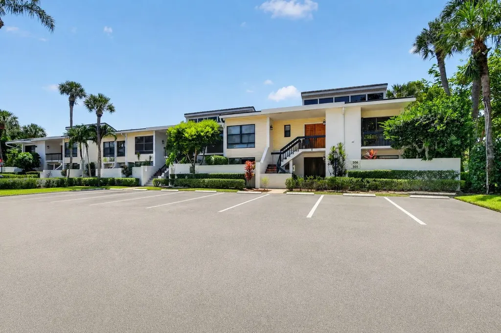 6852 Willow Wood Drive Boca Raton FL 33434
