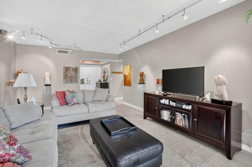 6852 Willow Wood Drive Boca Raton FL 33434