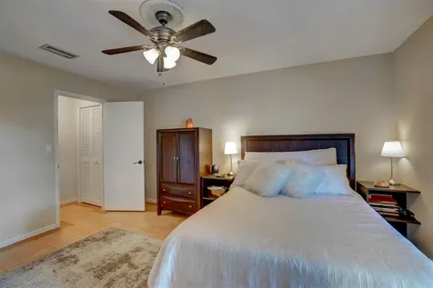627 Hollows Circle Deerfield Beach FL 33442