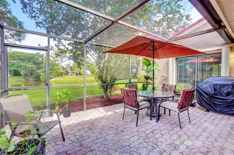 627 Hollows Circle Deerfield Beach FL 33442