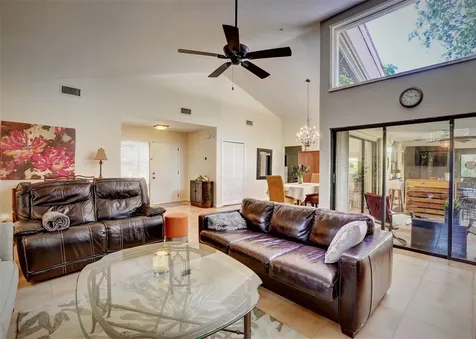 627 Hollows Circle Deerfield Beach FL 33442