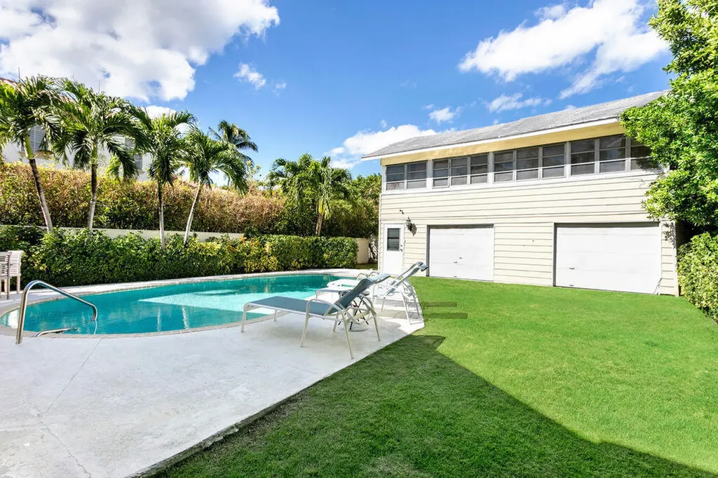 141 Australian Avenue Palm Beach FL 33480