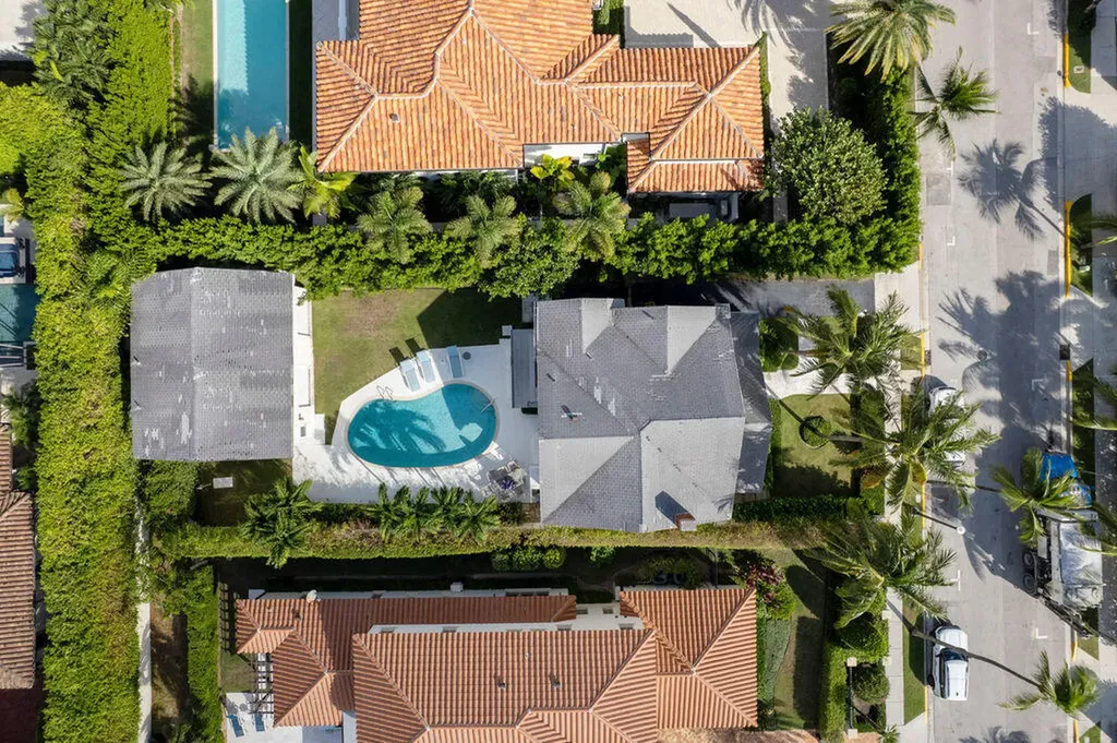 141 Australian Avenue Palm Beach FL 33480