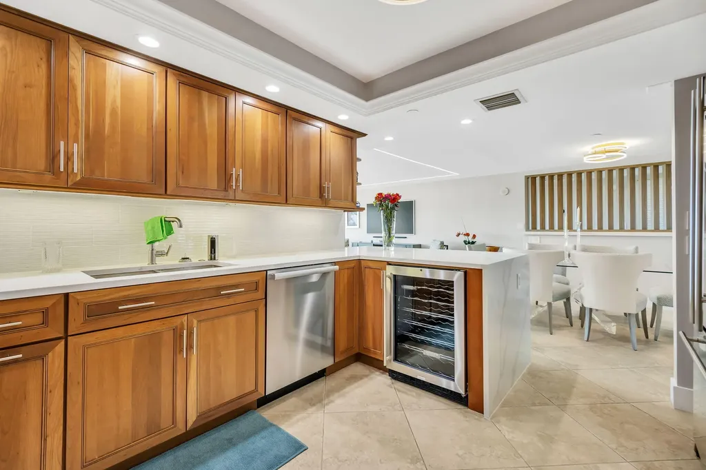 3200 Port Royale Drive N Fort Lauderdale FL 33308