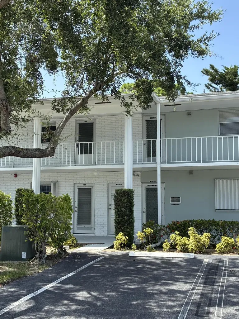 2600 SW 22nd Avenue Delray Beach FL 33445