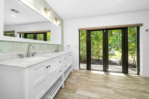 4950 Thoroughbred Lane Southwest Ranches FL 33330