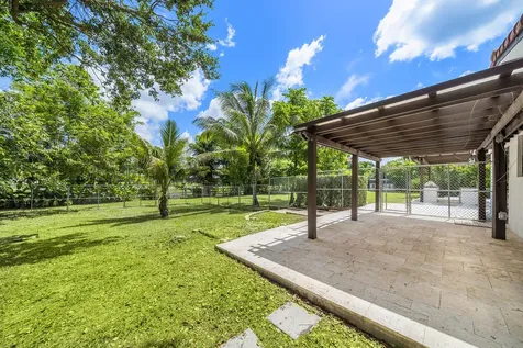 4950 Thoroughbred Lane Southwest Ranches FL 33330