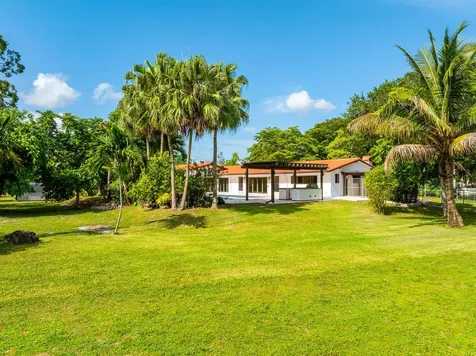 4950 Thoroughbred Lane Southwest Ranches FL 33330
