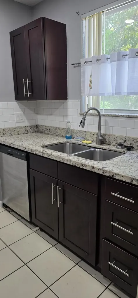 11441 NW 41st Street Coral Springs FL 33065