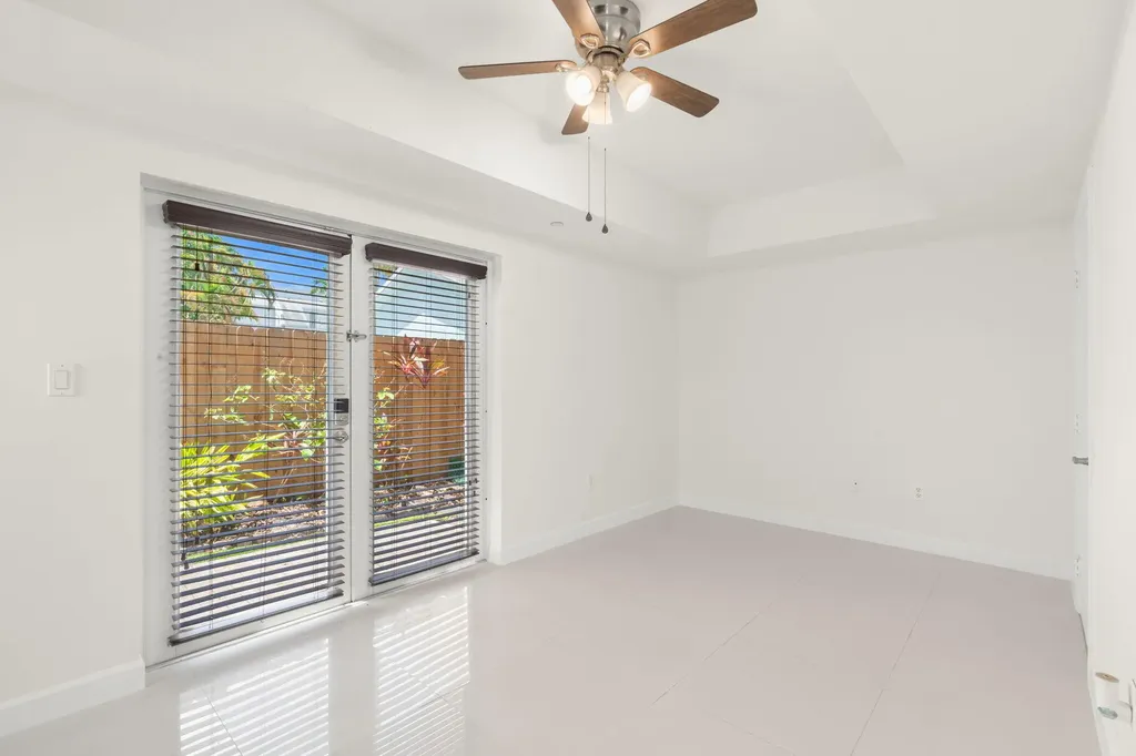 622 NE 10th Avenue Fort Lauderdale FL 33304