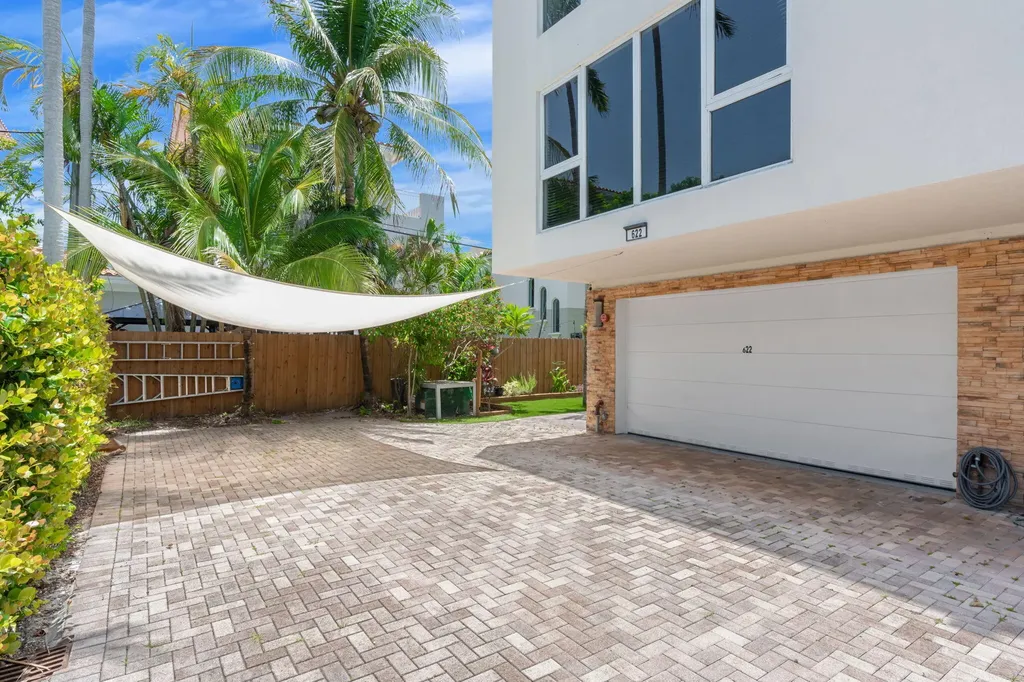 622 NE 10th Avenue Fort Lauderdale FL 33304