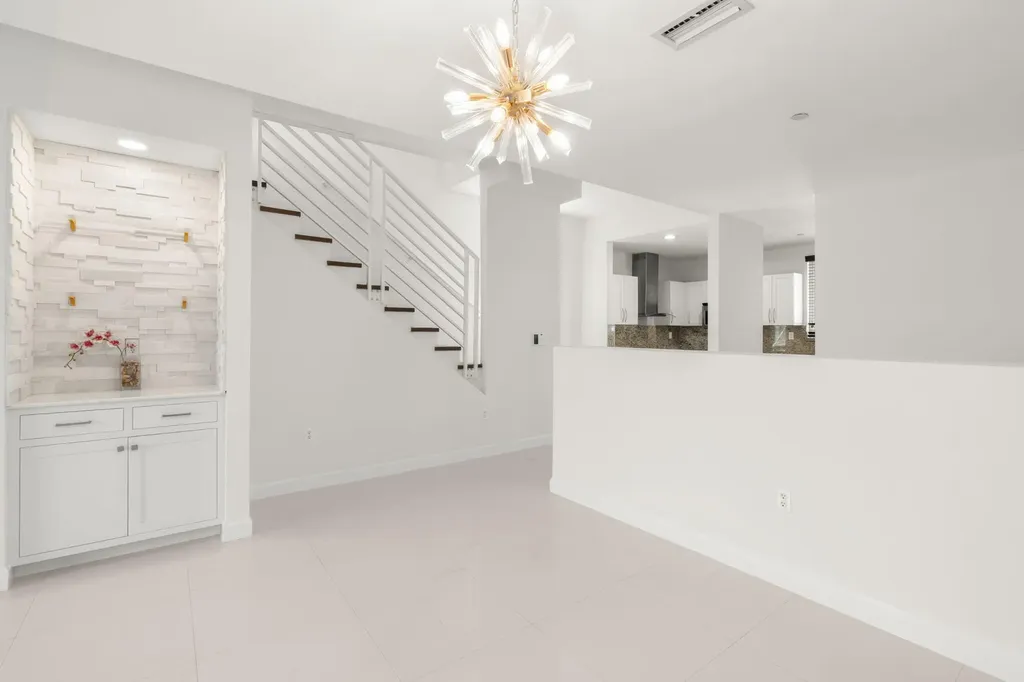 622 NE 10th Avenue Fort Lauderdale FL 33304