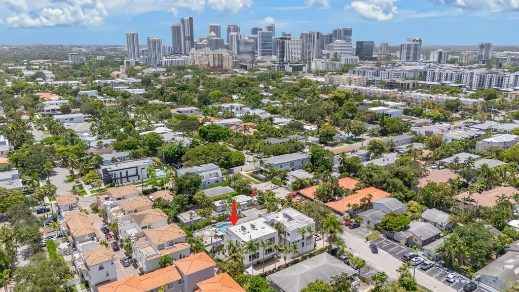 622 NE 10th Avenue Fort Lauderdale FL 33304